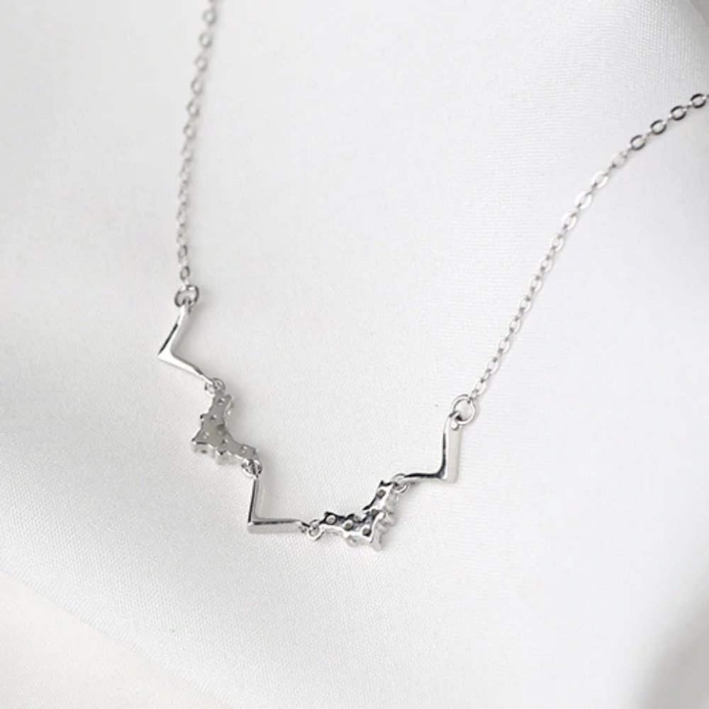 NEW 925 Sterling Silver Diamond Wave Necklace - Picture 9 of 12